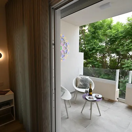 Me Too - Exclusive Apartments Bari Exterior photo