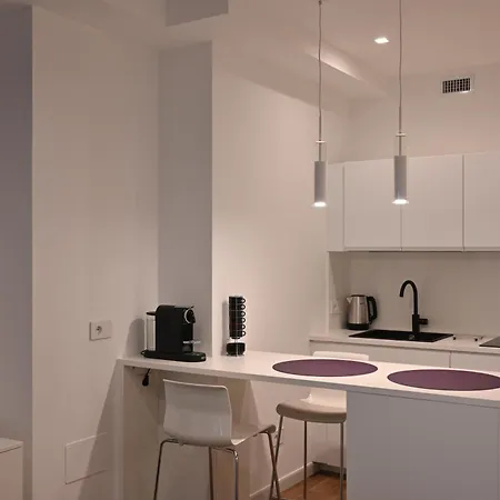 Me Too - Exclusive Apartments Bari Exterior photo
