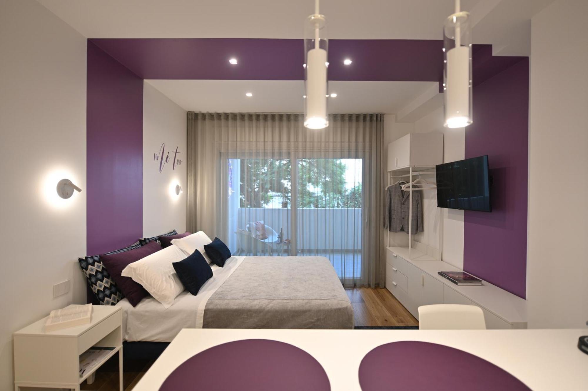 Apartment Me Too - Exclusive *